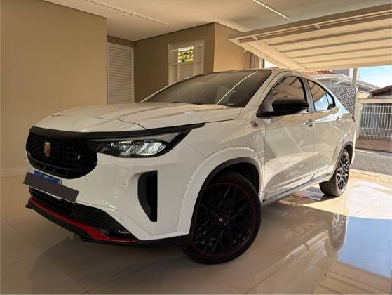 FIAT FASTBACK 1.3 TURBO 270 FLEX ABARTH AT6 FIAT FASTBACK 1.3 TURBO 270 FLEX ABARTH AT6